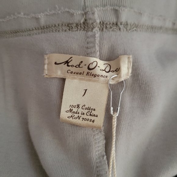 Mod-o-doc Crop Pants Size 1 NWT - Picture 3 of 4